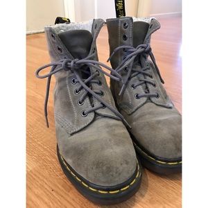 Dr. Martens Serena boot Grey